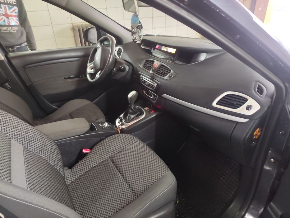 Vând Renault Grand scenic 3 din 2011