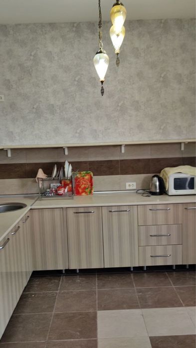 Sotiladi.4,5 sotix dacha