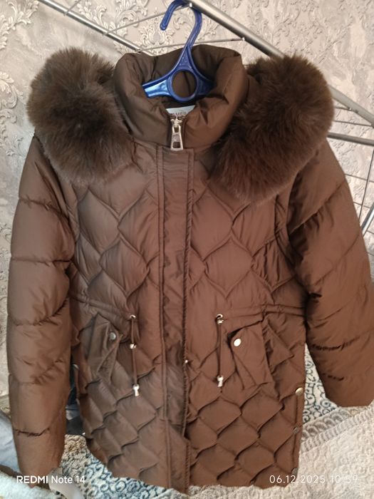 Продаётся новая куртка женская. Киргили