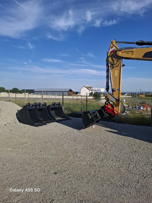 Excavator Caterpillar 318