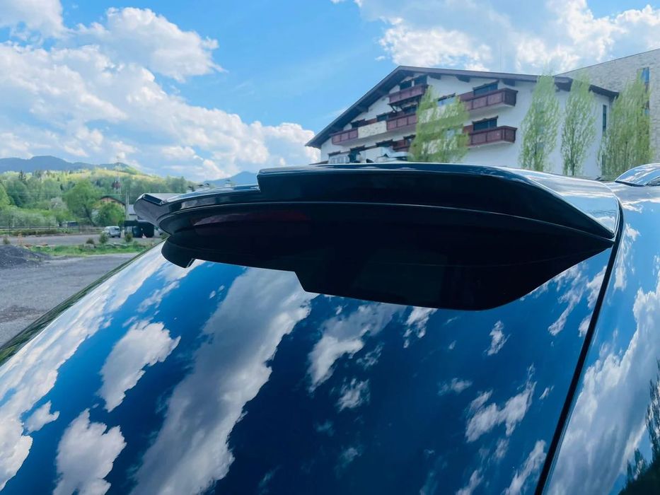 Eleron haion M4 Style compatibil cu Audi A6 C7 Avant (2010-2018) negru lucios