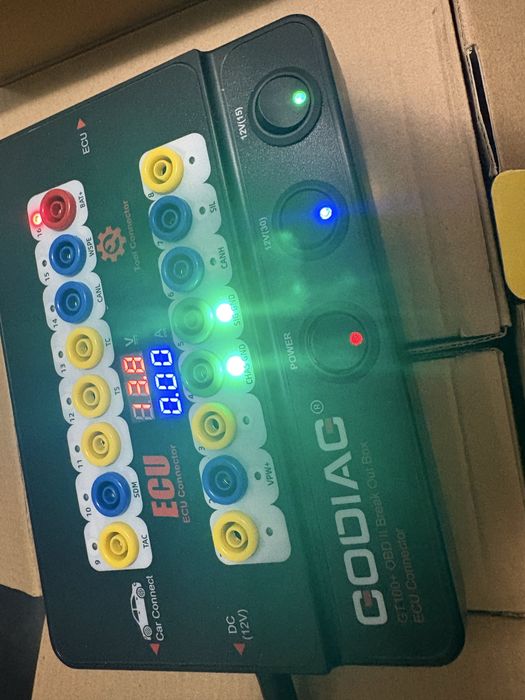Godiag GT100+ с дисплей OBD Breakout Box / Bench Tool