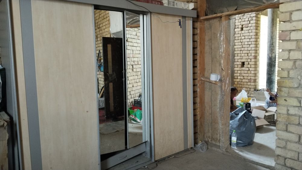Mebel sotiladi srochna narx kelishiladi!!!