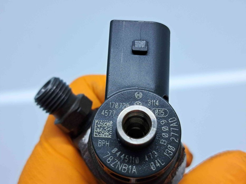Injector  AUDI A3 (8V1) [Fabr 2012-2017] 04L130277AD 1.6 TDI DCZA 88KW