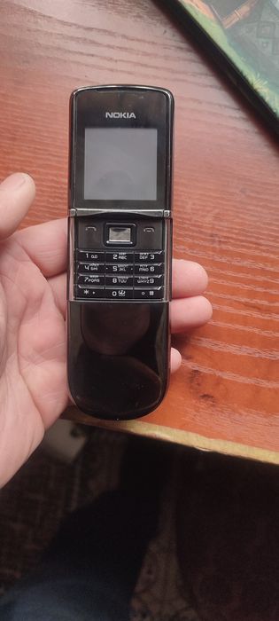 Nokia 8800 sirocco