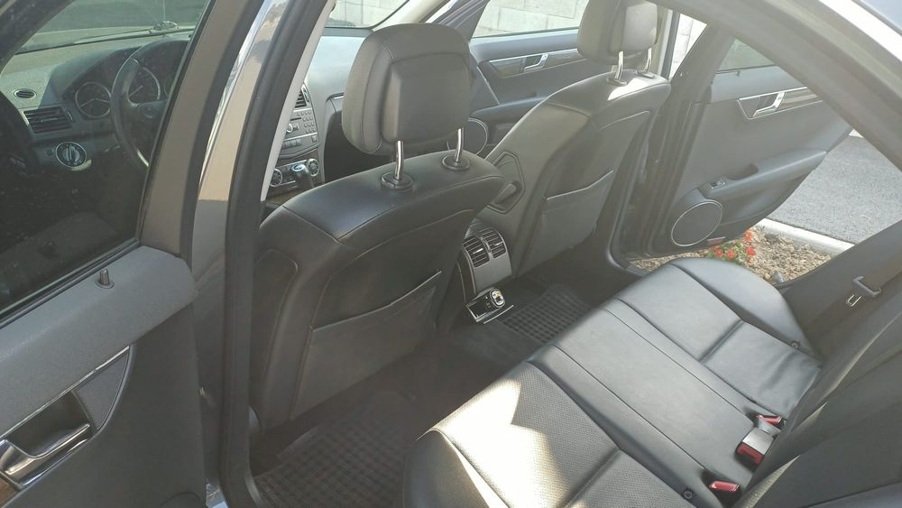 Vand Mercedes Benz Clasa C
