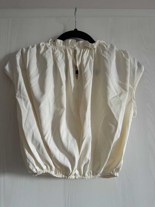 Ефирен дамски летен комплект в бежов цвят - размер S