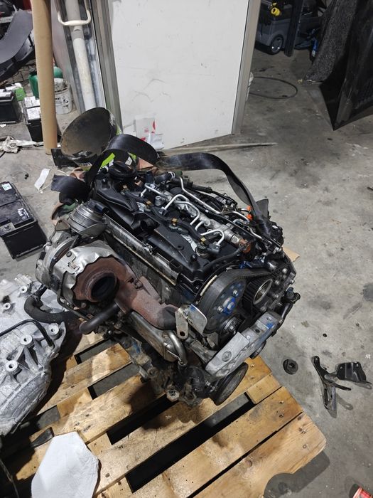 Motor 2.0 tdi cfg 170 cp vw Tiguan Touran Sharan golf 6 Caddy Octavia leon passat b7 2012
