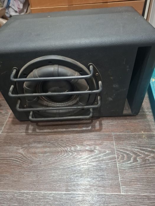 Продам сабуфер в отличном состоянии