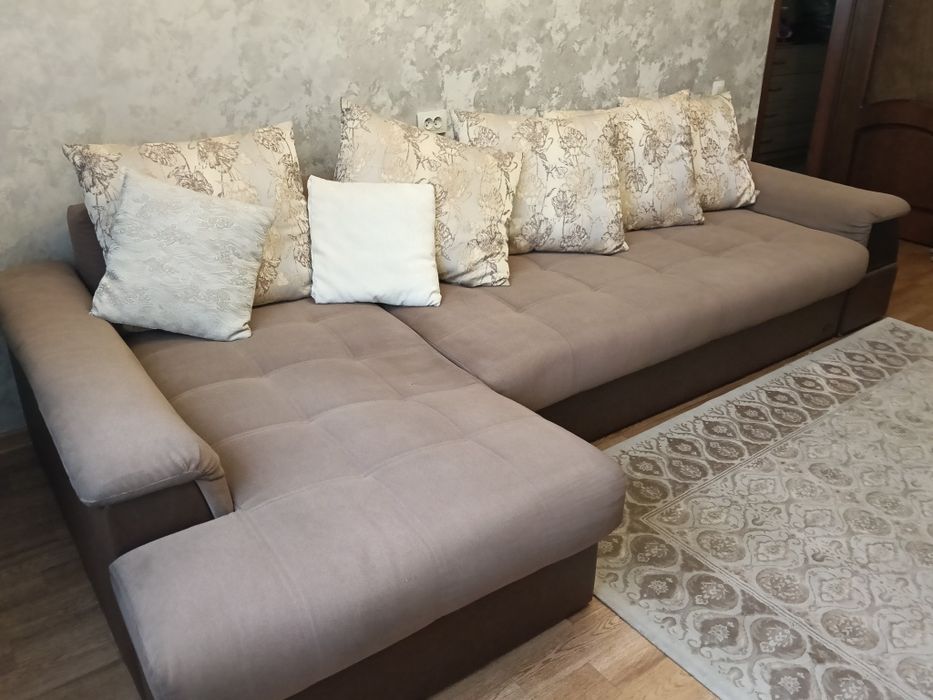 Продам диван в хорошем состоянии