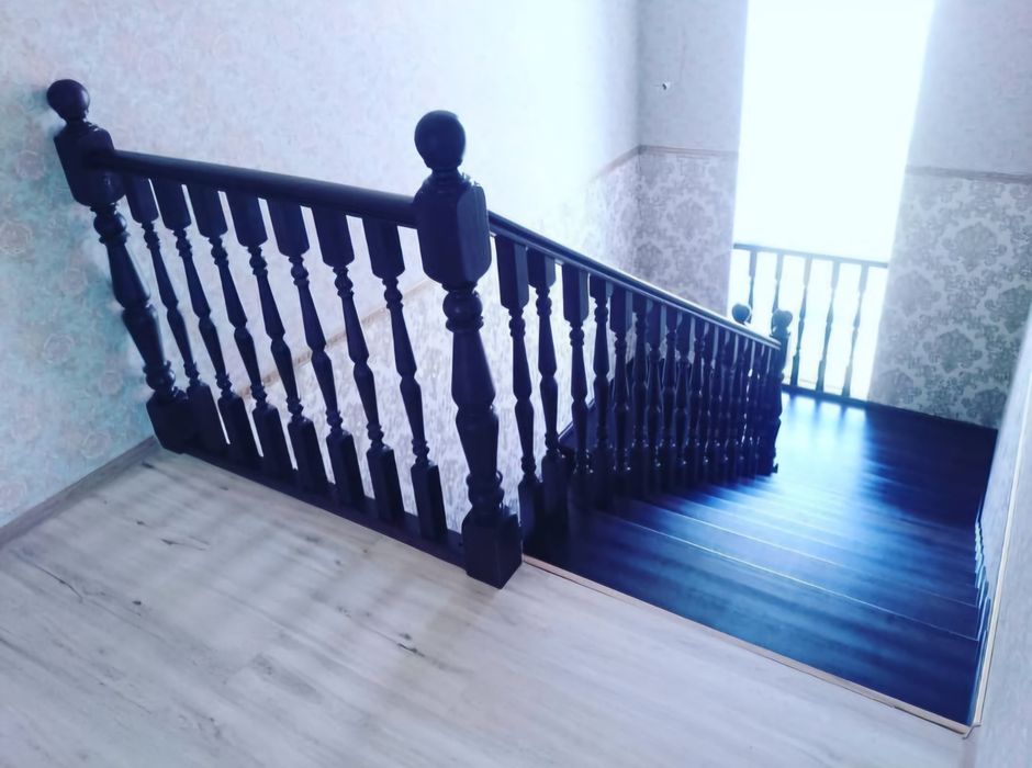 Изготовление лестниц,  корпусной мебели