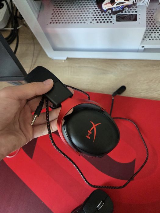 Hyperx Cloud 3 продам
