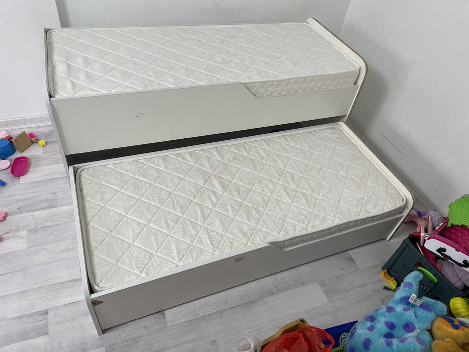 Кровать детский двухъярусный