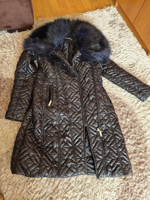 Дамско яке с красива яка