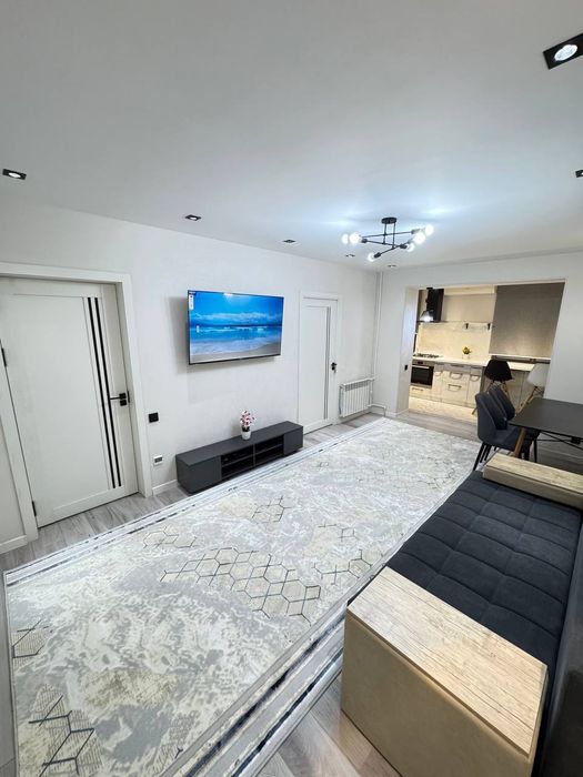 Чиланзар  5 квартал 3/3/4 болкон 2х6