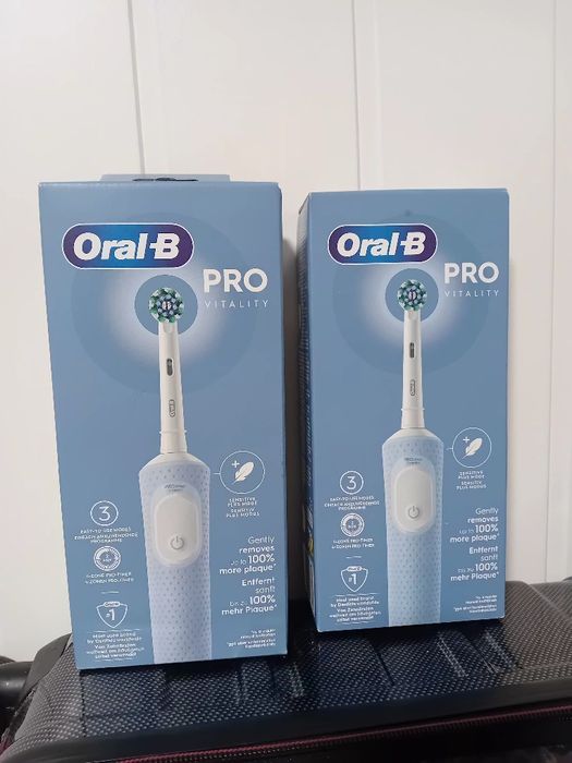 Periuță de dinți electrică oral b pro vitalyti nouă