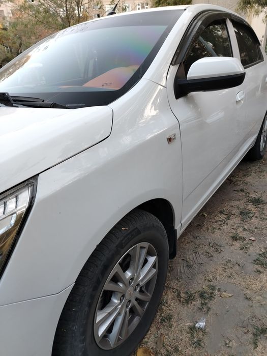 Кобальт мошина сотилади, краска йук, яхши караб хайдалган,