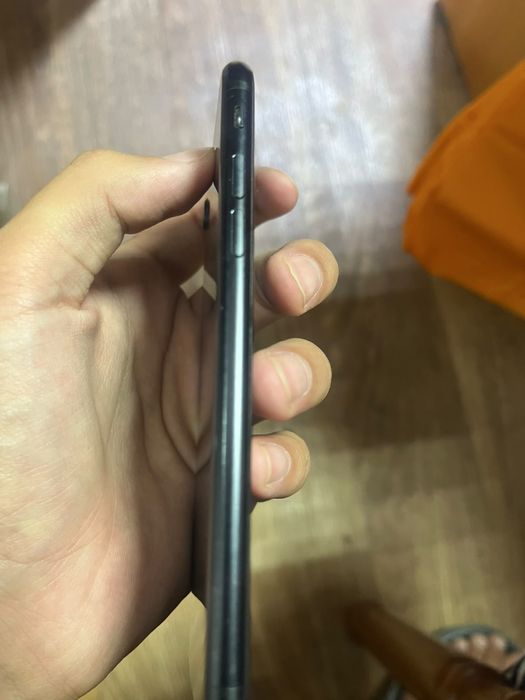 iPhon ce сатылады