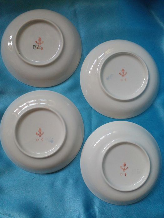 Чайные блюдца Слива Вербилки