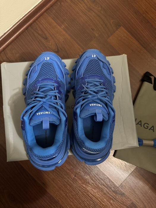 Balenciaga track 3
