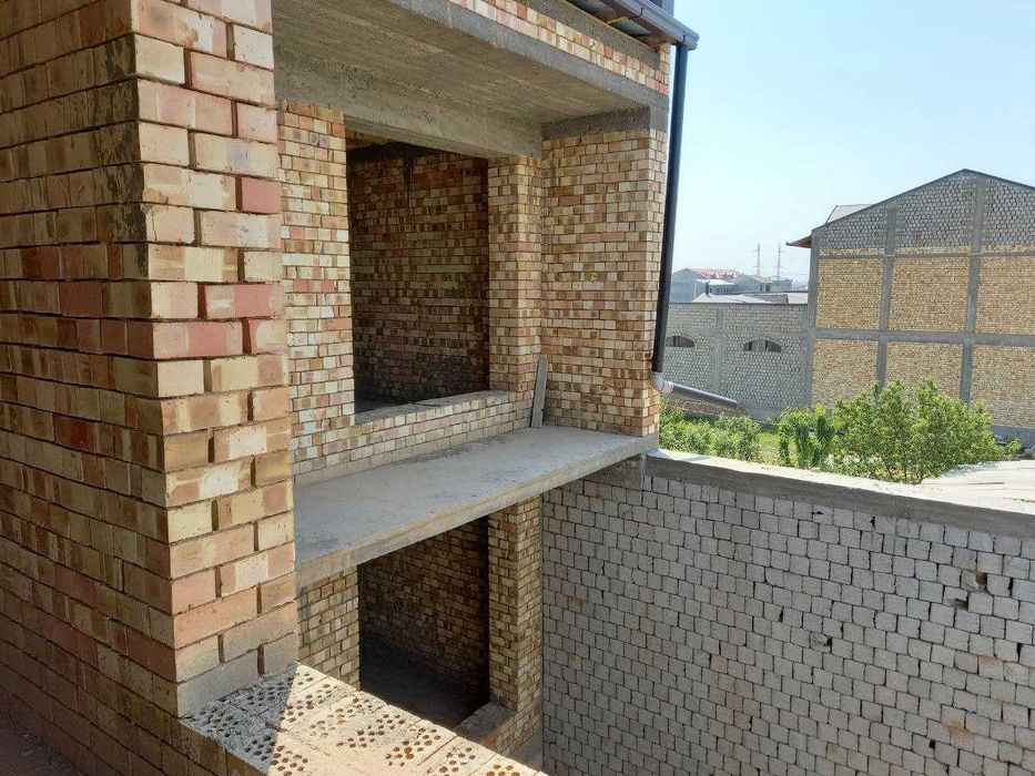 Keles Mehnat zamona avto salon orqasi uchastka sotiladi