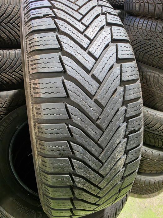 4 бр зимни 205/60/17 Michelin