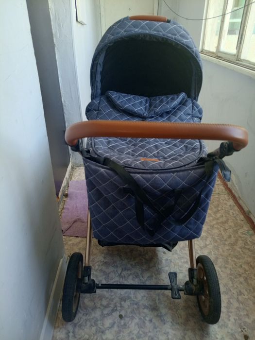 Продается коляска