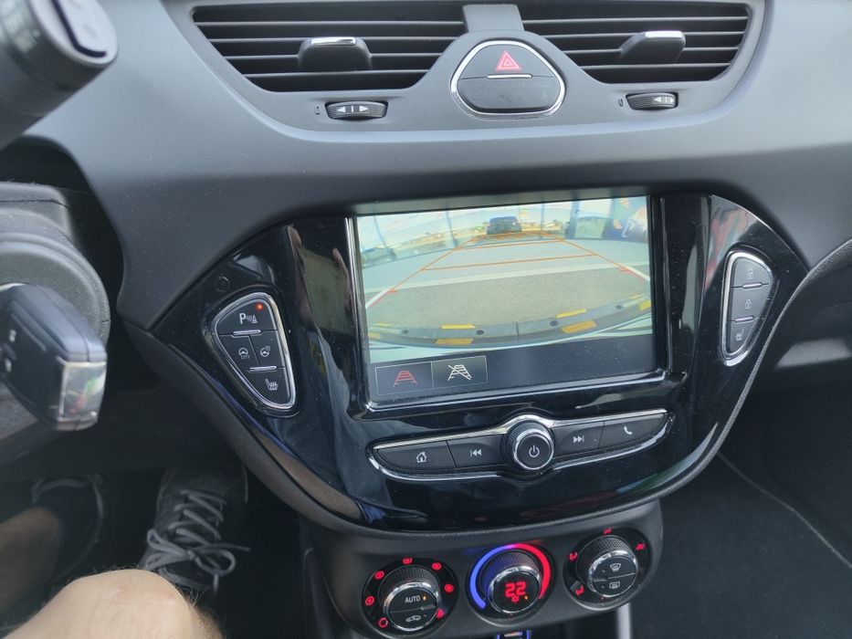 Vând Opel CORSA F