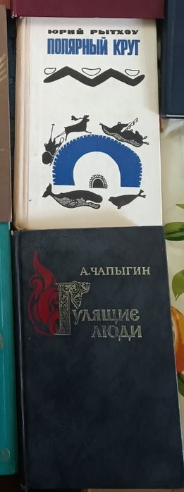 Книги, разные, в хорошем состоянии