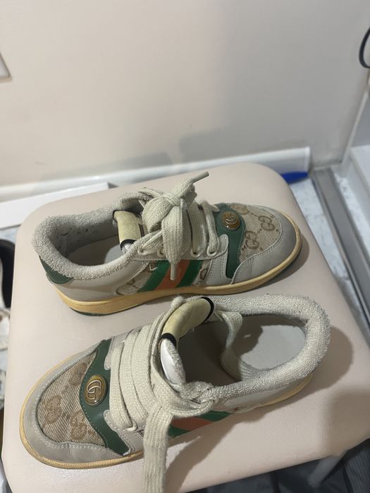 Продам кроссовки унисекс