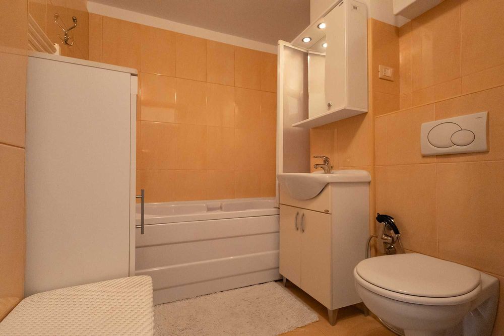 Apartament cu 3 camere de vanzare in zona Lipovei, Timisoara