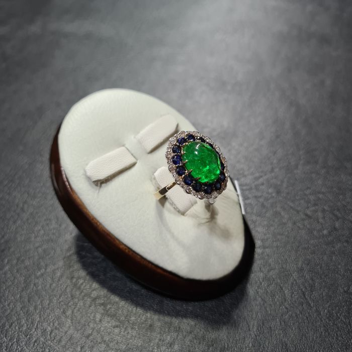 Кольцо Золотое с Бриллиантами Сапфиры