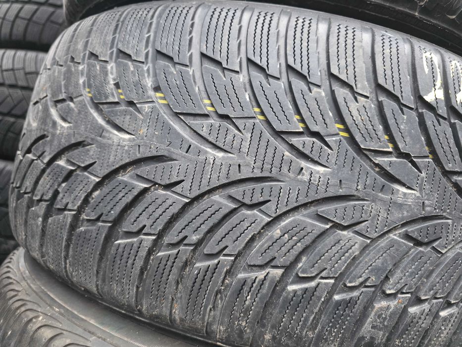 2бр Зимни гуми 225 45 17 - Nokian
