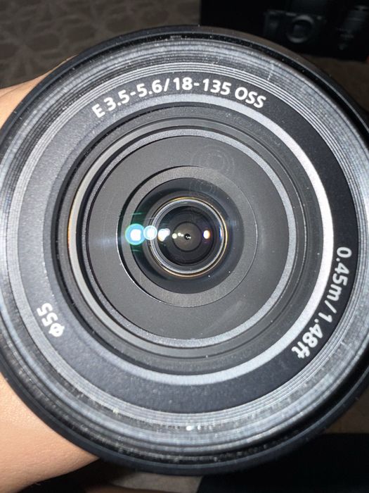 Sony A6400 + Sony E 18-135