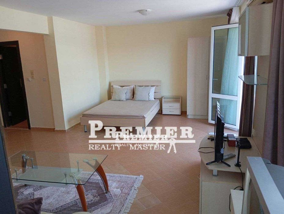 Продава се Двустаен апартамент в к.к. Слънчев бряг - 72 кв.м за 1084 €/кв.м - Снимка #2