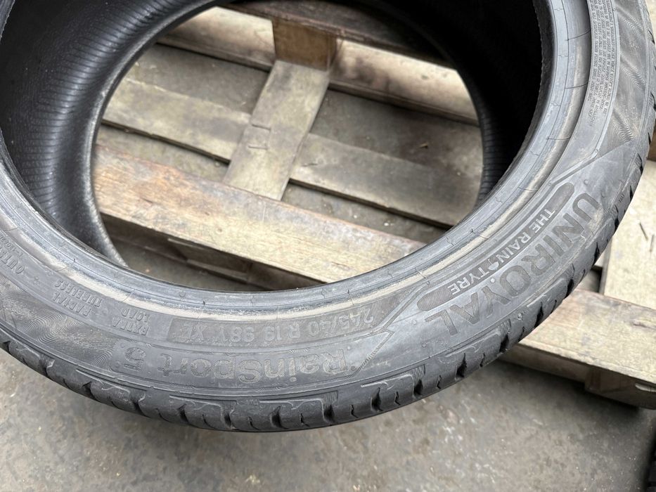Anvelopa Vara 245/40 r19 - Uniroyal RainSport 5 XL