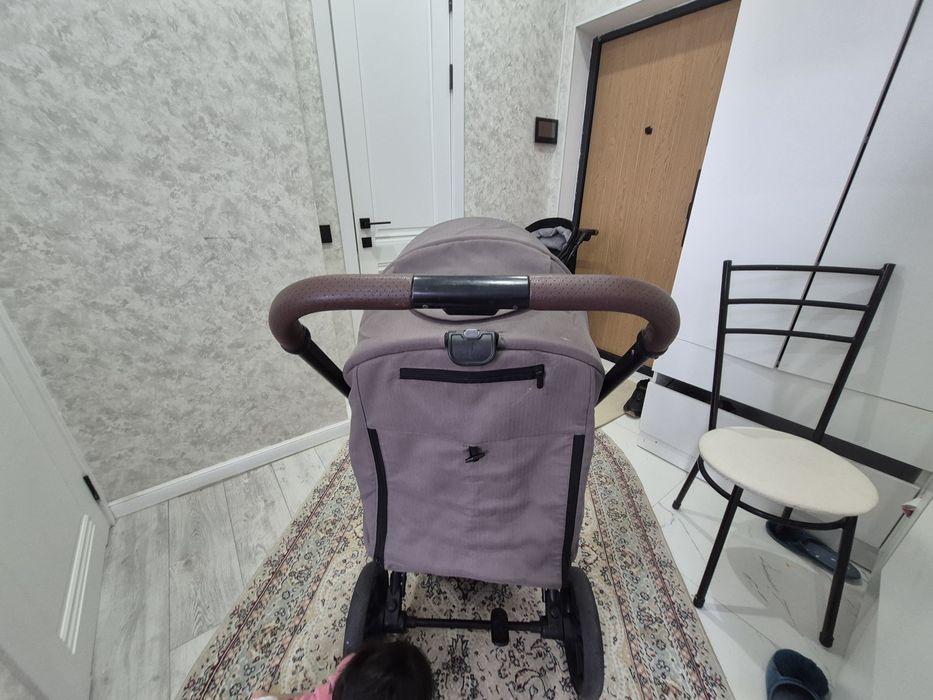 Коляска прогулочная