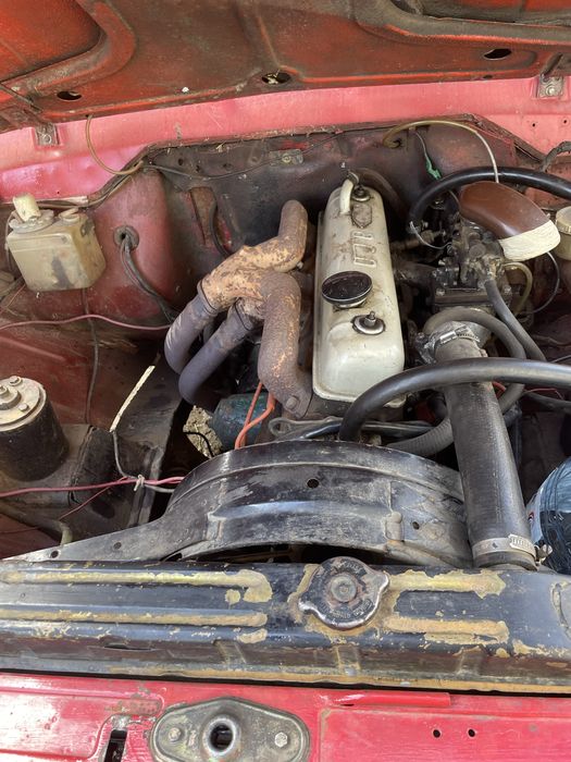 Vand ARO 243 benzina