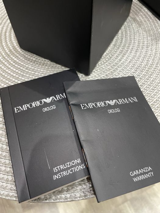 Emporio armani часовник