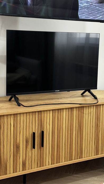 Телевизор Avalon