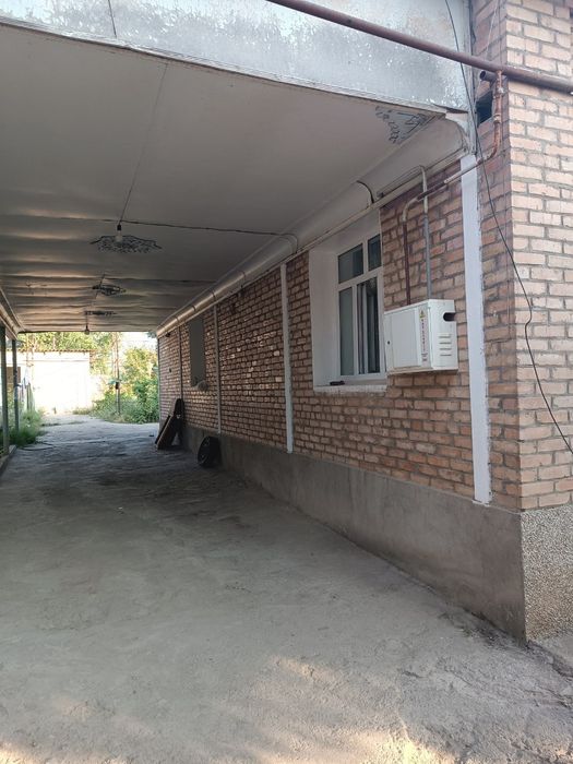 Срочно продается участок 5 комната  Srochna 5 xonali uchastka sotiladi