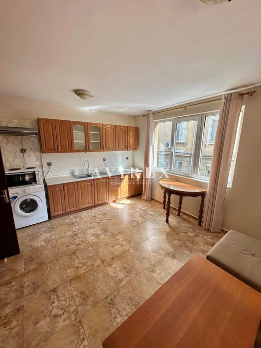 ПОД НАЕМ двустаен апартамент до у-ще Паисий Хилендарски