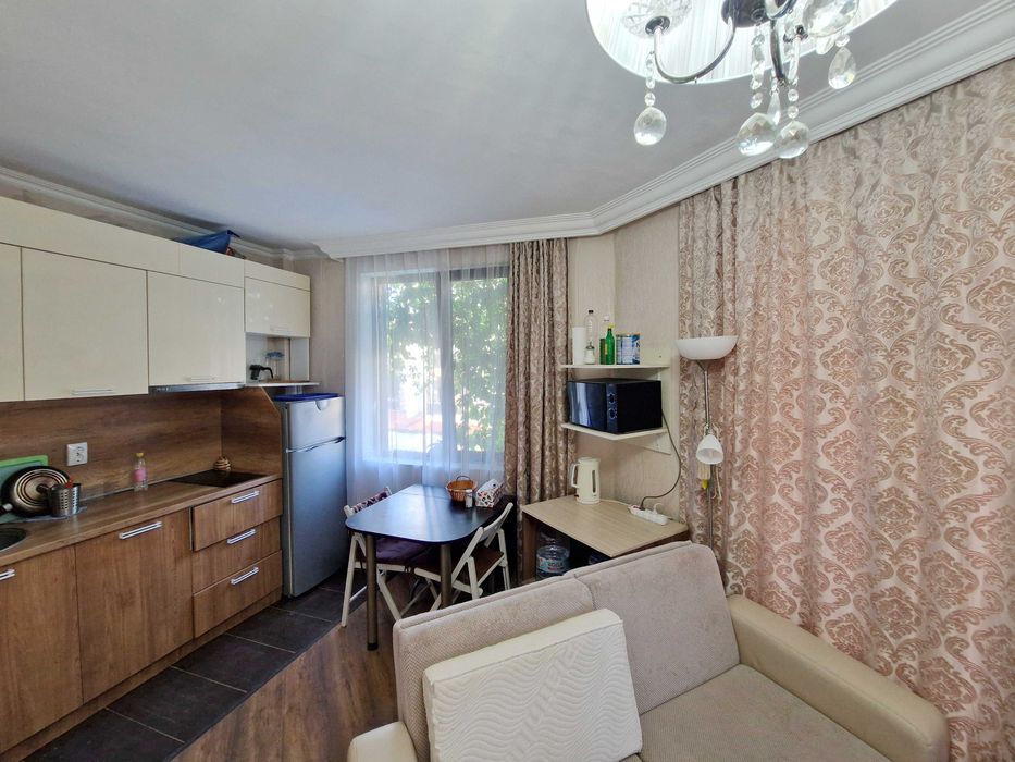 Малък двустаен апартамент в Приморско на 300 метра от плажа