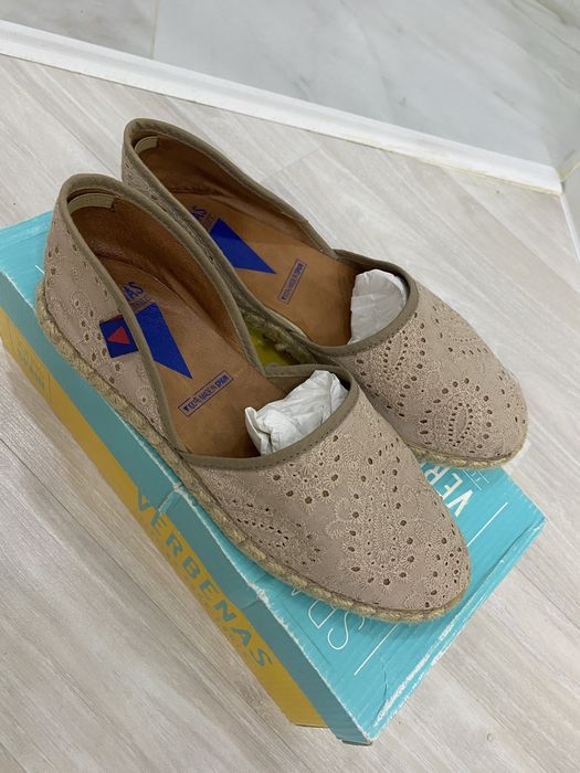 Летние сандалии