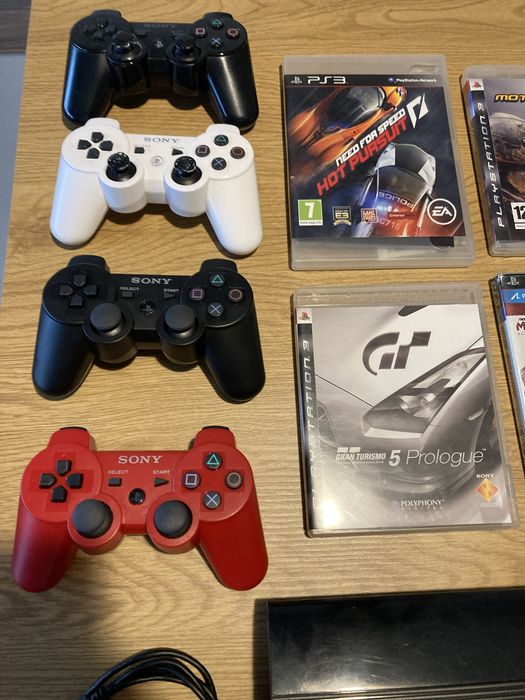 PS3 конзола с волан