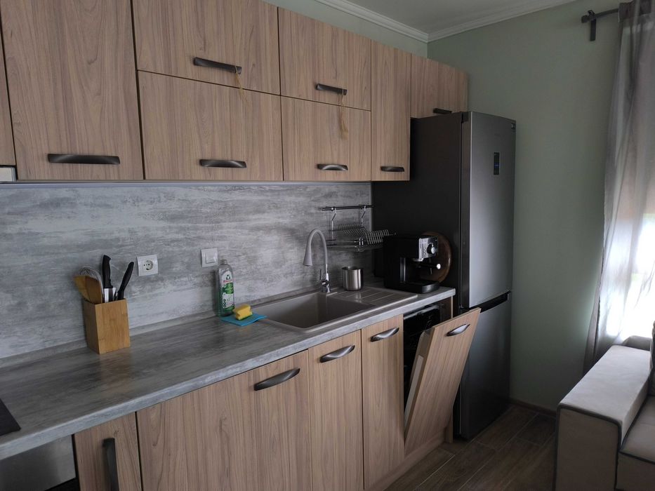 Продава се Двустаен апартамент в Варна, Погреби - 80 кв.м за 2375 €/кв.м - Снимка #8
