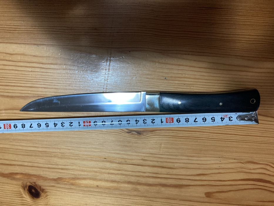 Ловен и касапски нож