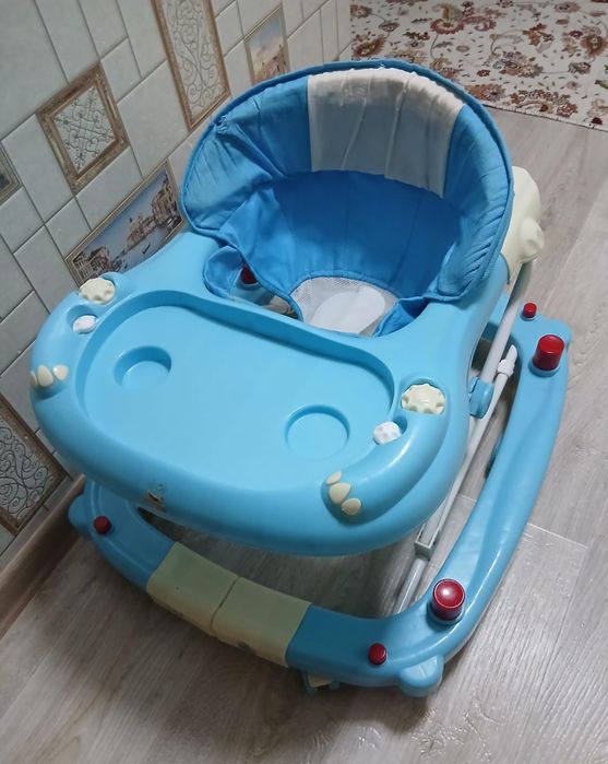 Продам детский ходунки