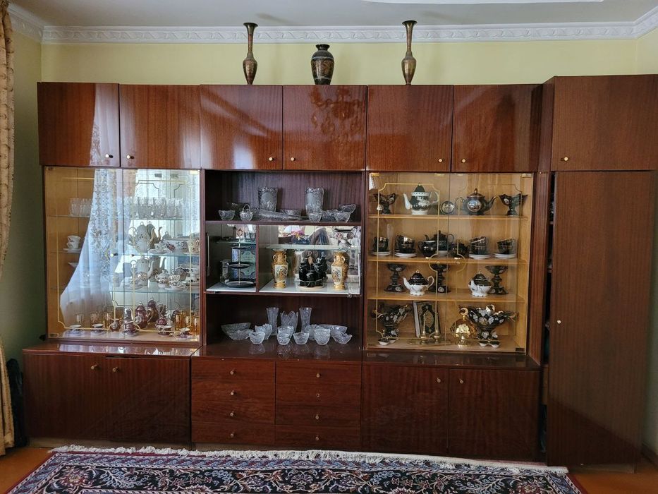 Продаётся стенка