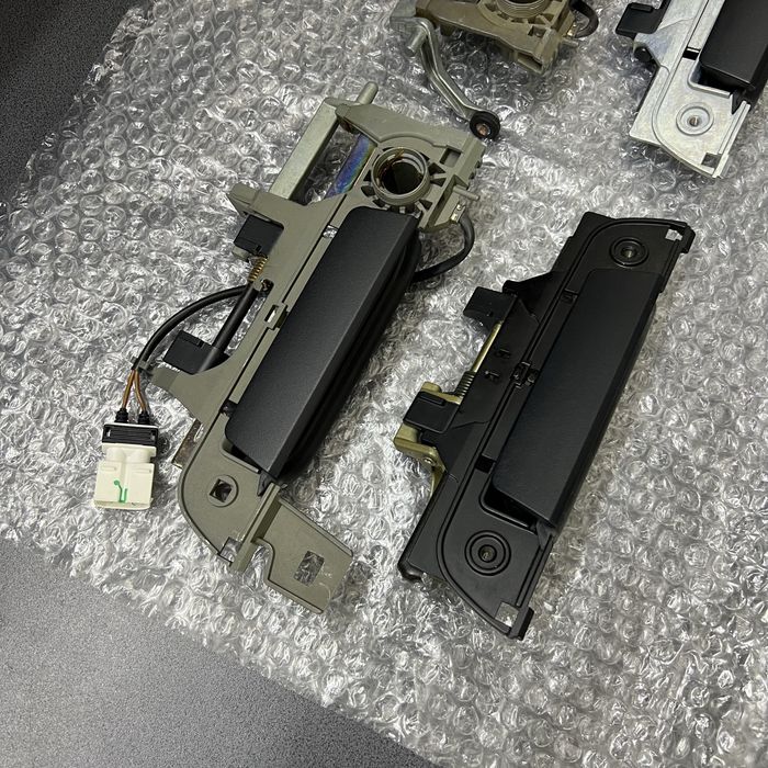 Новые ориг ручки рест bmw e34 бмв е34